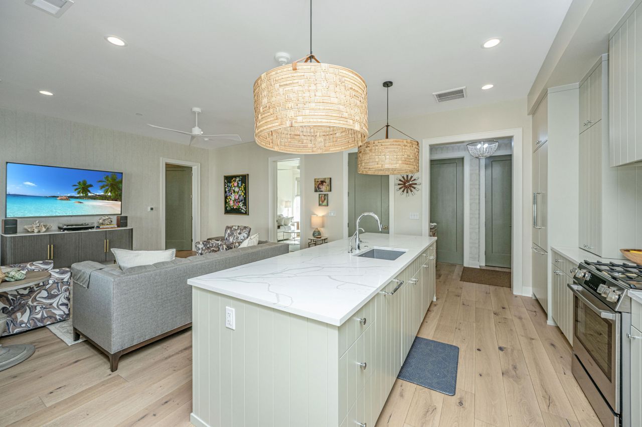 320 Longshore, Unit #1041 Street Photo 15