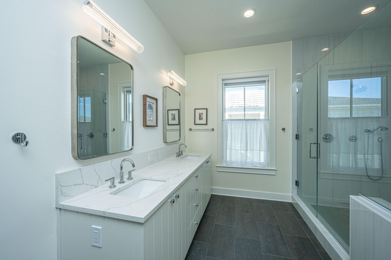 320 Longshore, Unit #1041 Street Photo 22