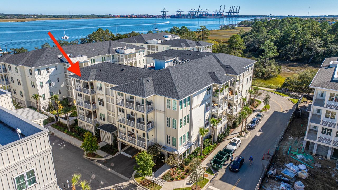 320 Longshore, Unit #1041 Street Photo 46