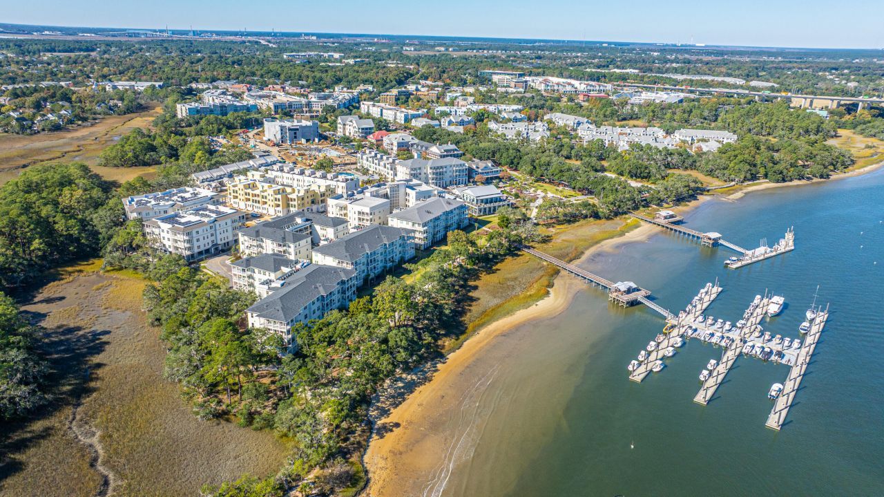 320 Longshore, Unit #1041 Street Photo 51