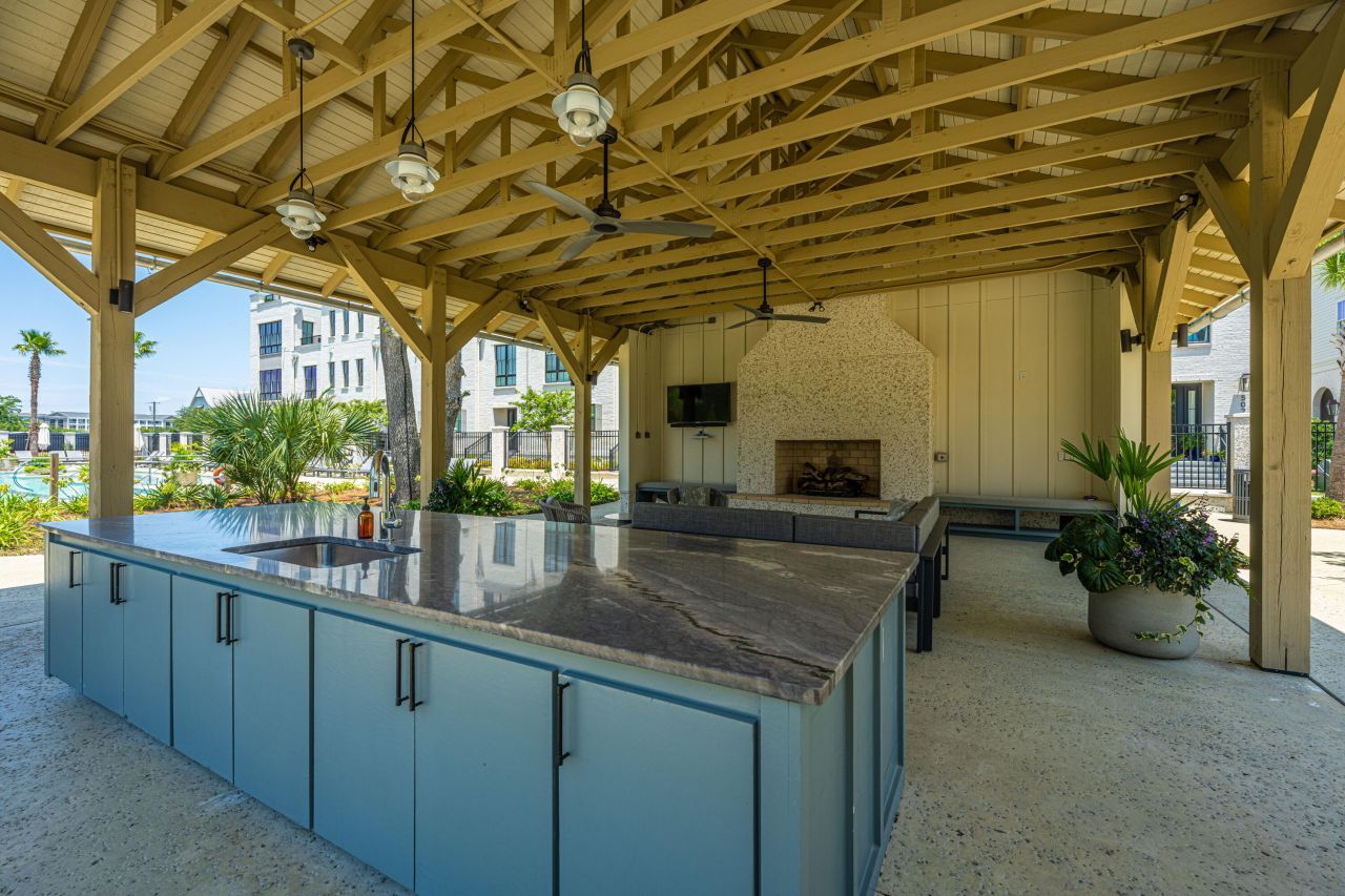 320 Longshore, Unit #1041 Street Photo 62