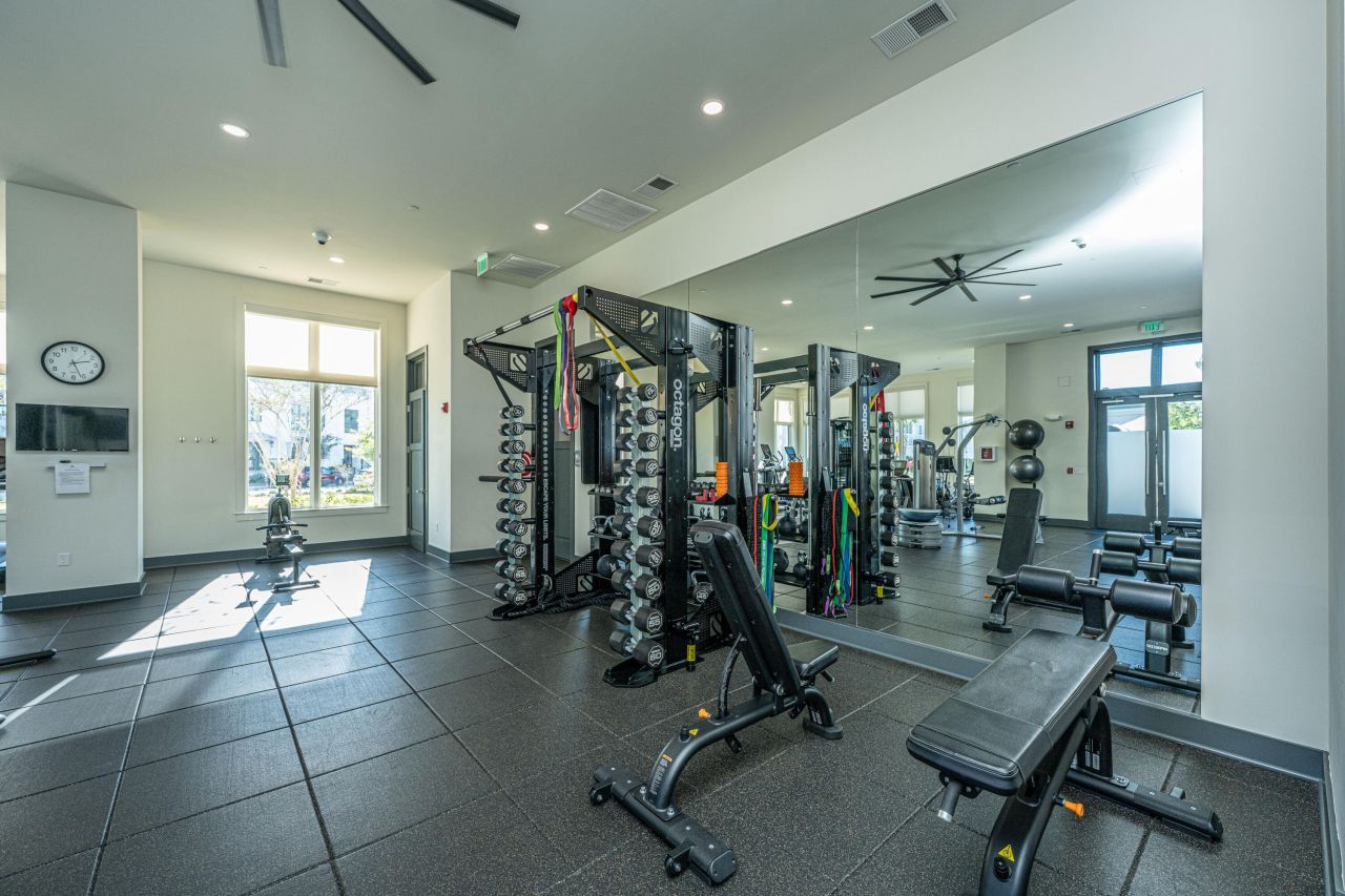 320 Longshore, Unit #1041 Street Photo 78