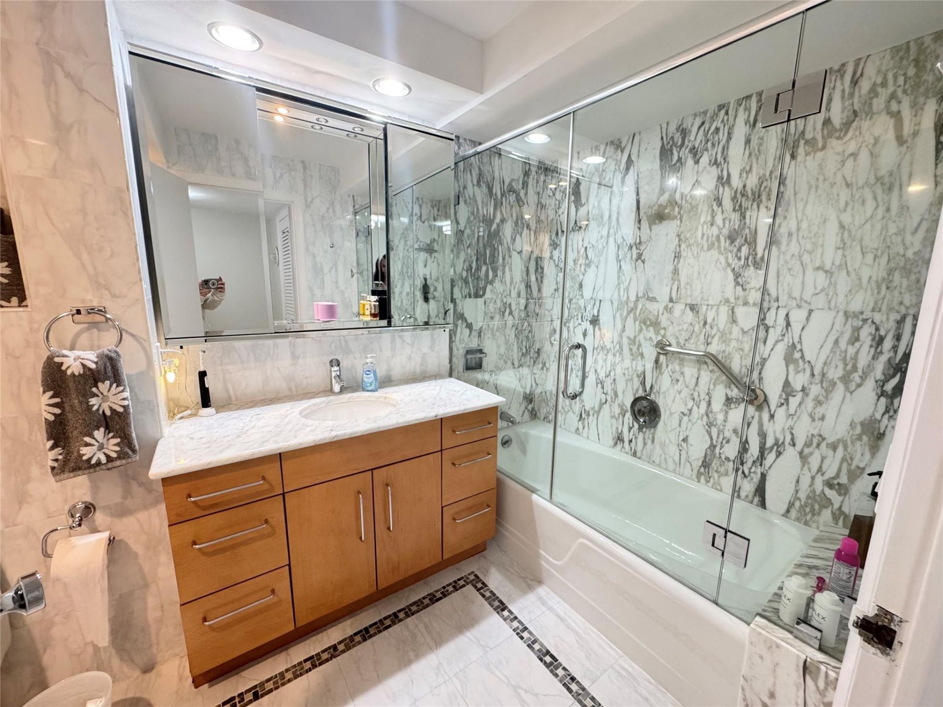 4100 Galt Ocean Drive, Unit 1406, Fort Lauderdale, FL 33308 Photo