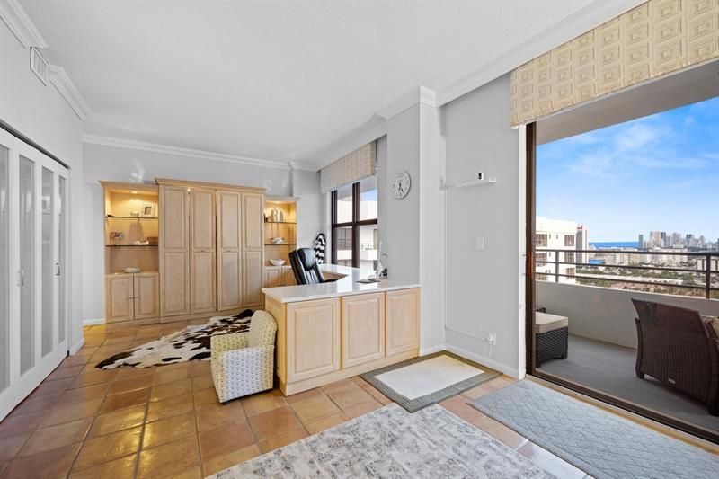 2500 Parkview Dr, Unit 2516, Hallandale Beach, FL 33009 Photo