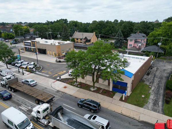 120 N La Grange Road, La Grange, IL 60525