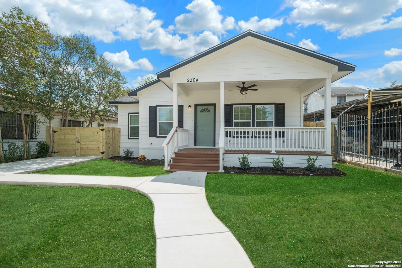 2304 Perez, San Antonio, TX 78207 Main Photo