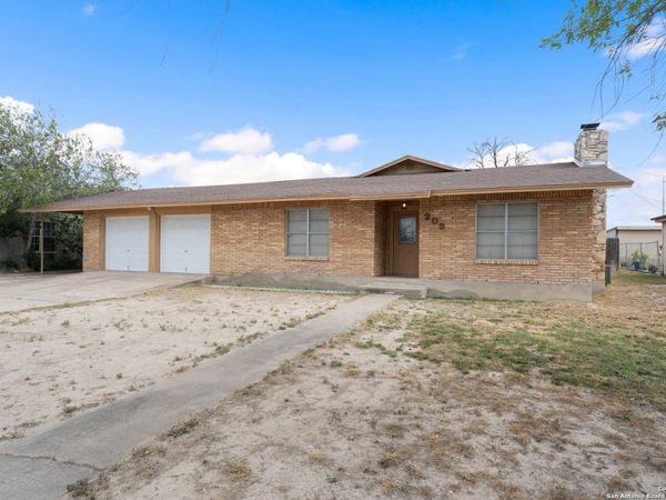 203 Margaret, Del Rio, TX 78840