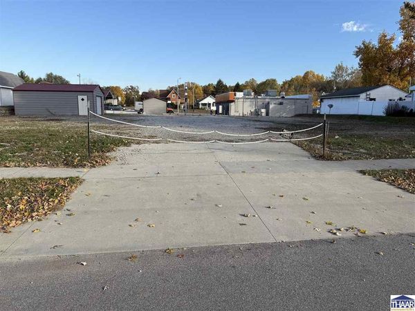 318, 332 W spring Street, bloomfield, IN 47424