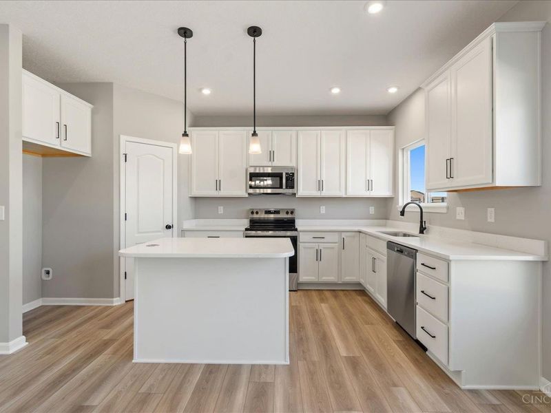 6071 Foothills Drive, Harrison, OH 45030 Photo 3