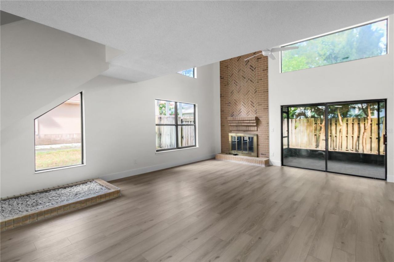 1888 Springbush Lane, Clearwater, FL 33763 Photo