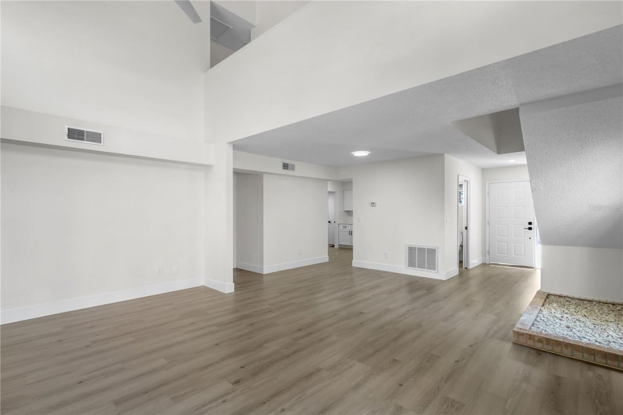 1888 Springbush Lane, Clearwater, FL 33763 Photo