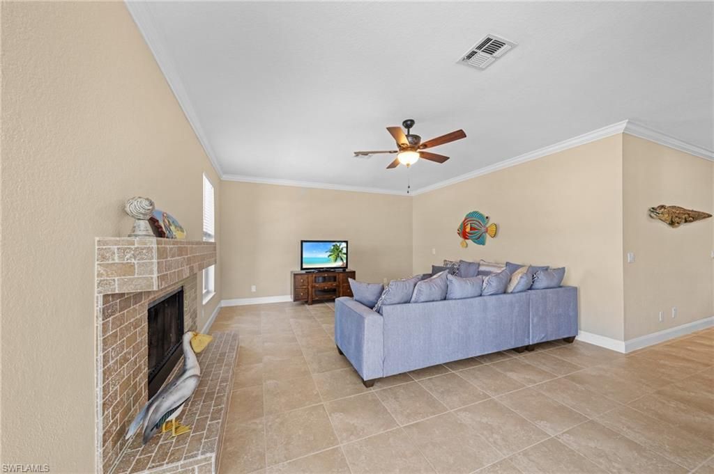 5025 SW 10th Ave, Cape Coral, FL 33914 Photo