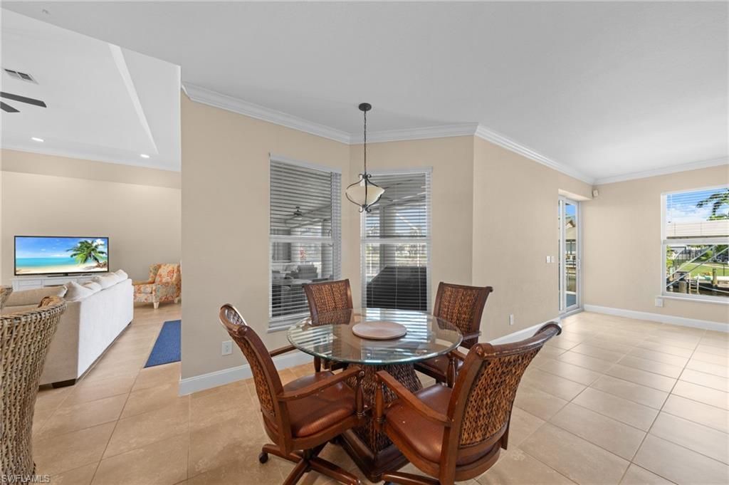 5025 SW 10th Ave, Cape Coral, FL 33914 Photo