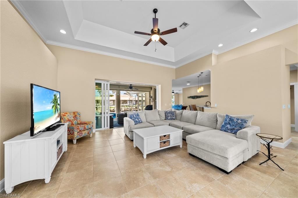 5025 SW 10th Ave, Cape Coral, FL 33914 Photo