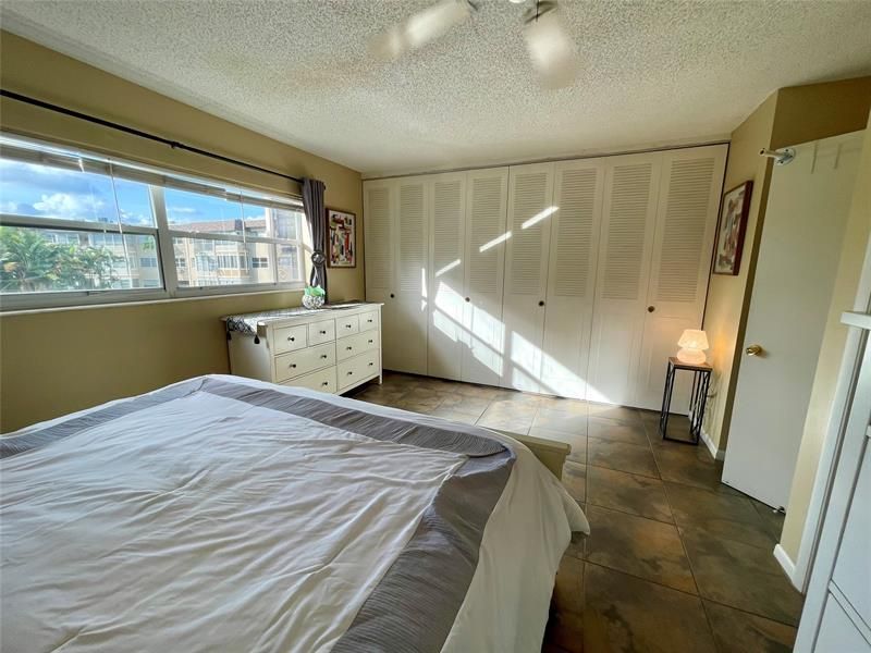 5071 W Oakland Park Boulevard, Unit 211, Lauderdale Lakes, FL 33313 Photo