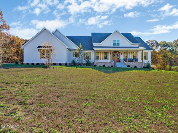 422 Peach Lane, Jamestown, TN 38556