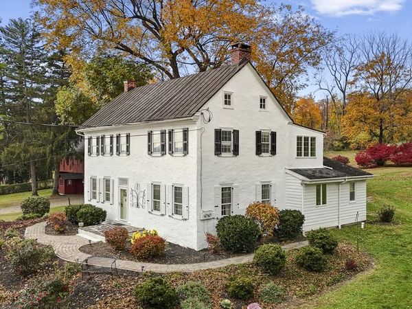 1041 READING AVENUE, BOYERTOWN, PA 19512