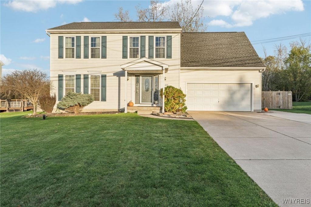 6023 Shoreham Drive, Lake View, NY 14085 Main Photo