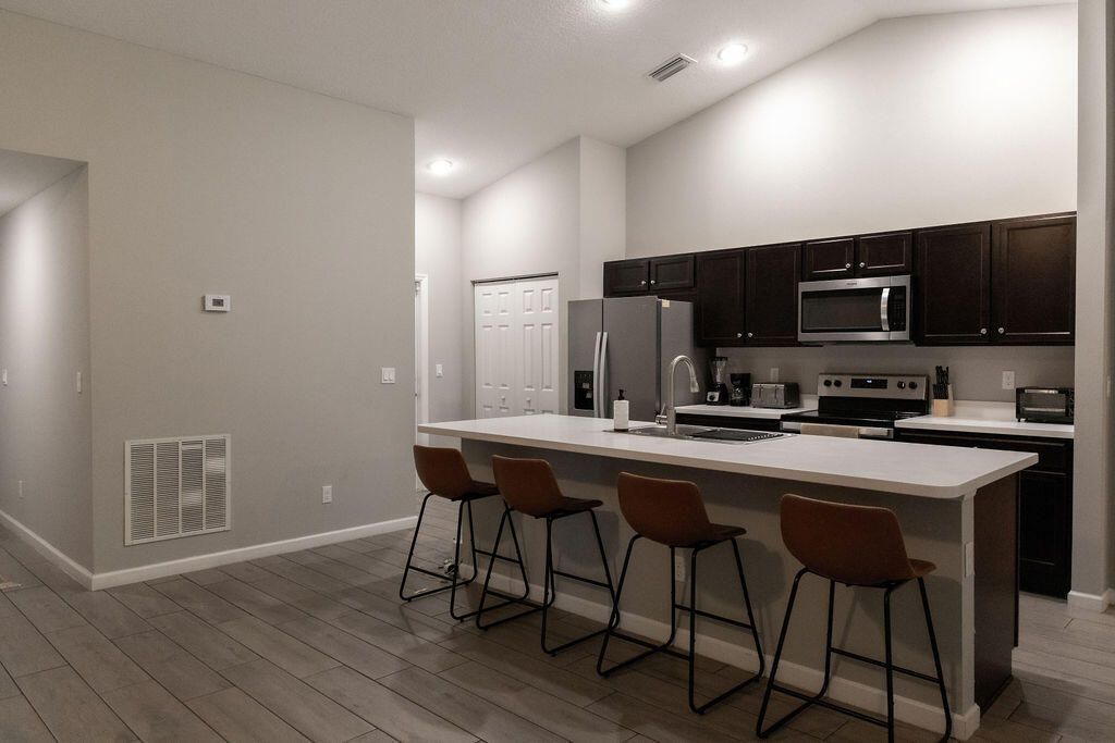 517 SW Ray Avenue, Port Saint Lucie, FL 34983 Photo