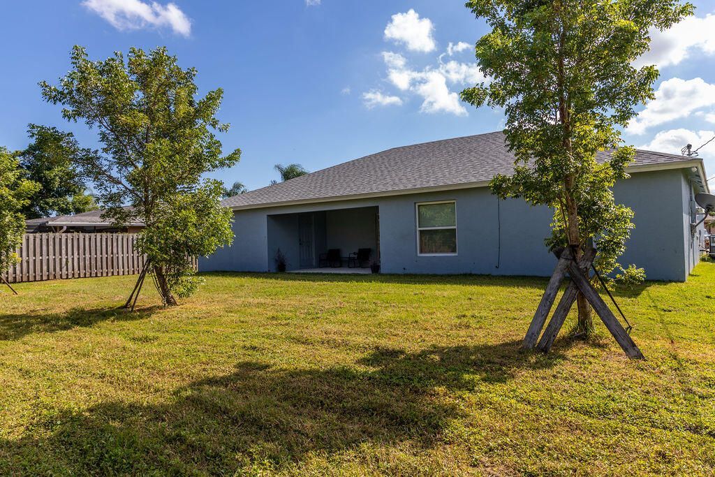517 SW Ray Avenue, Port Saint Lucie, FL 34983 Photo