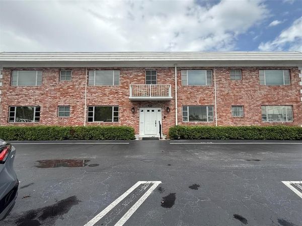 412 S Cypress Road, Unit 225, Pompano Beach, FL 33060