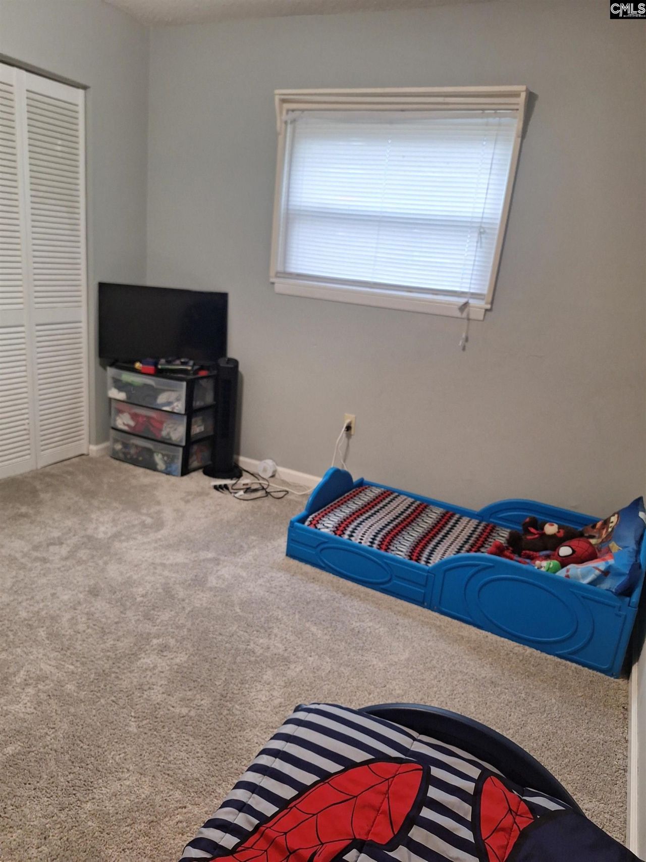 601 Riverhil Circle Photo 22