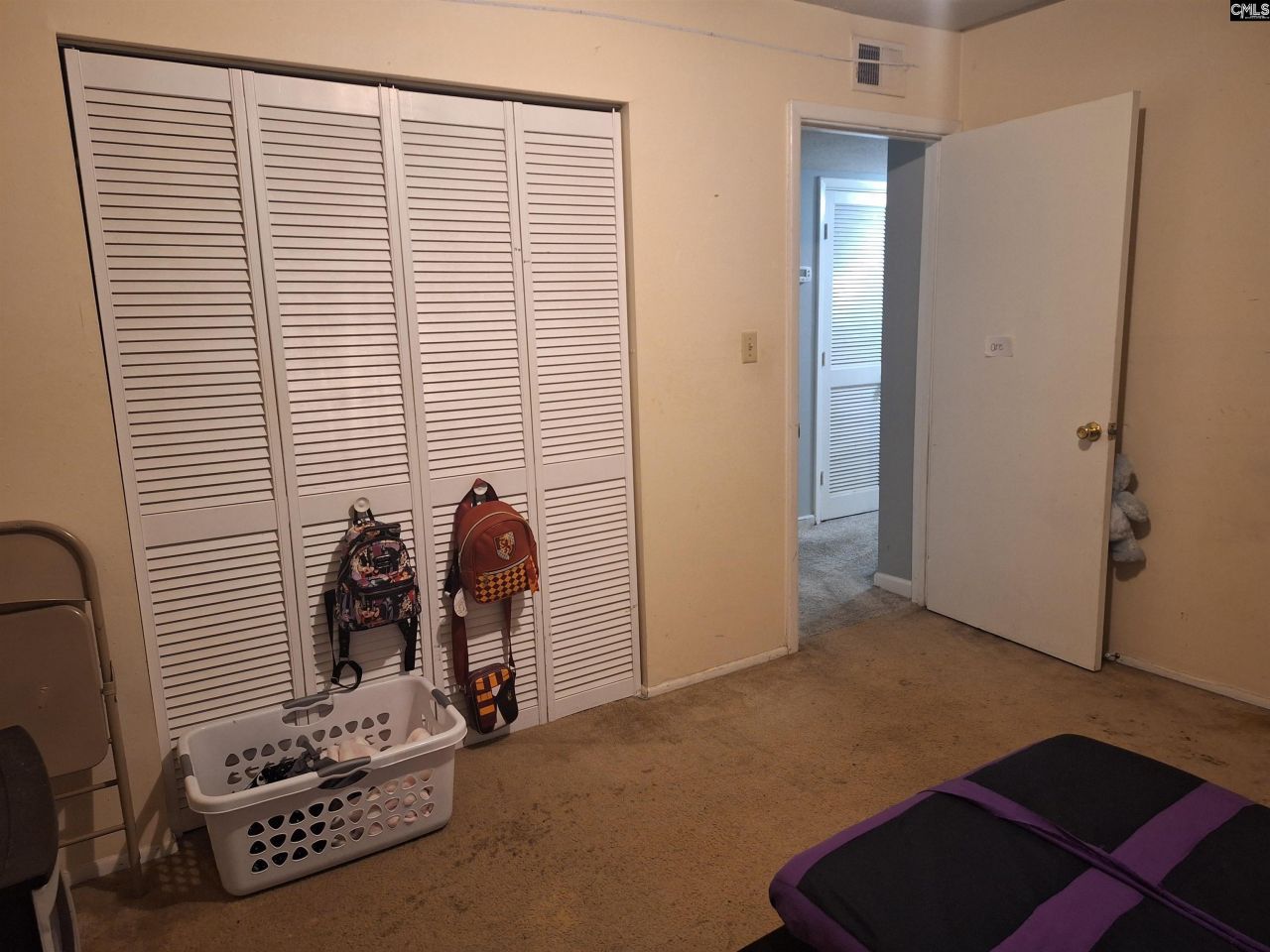 601 Riverhil Circle Photo 26