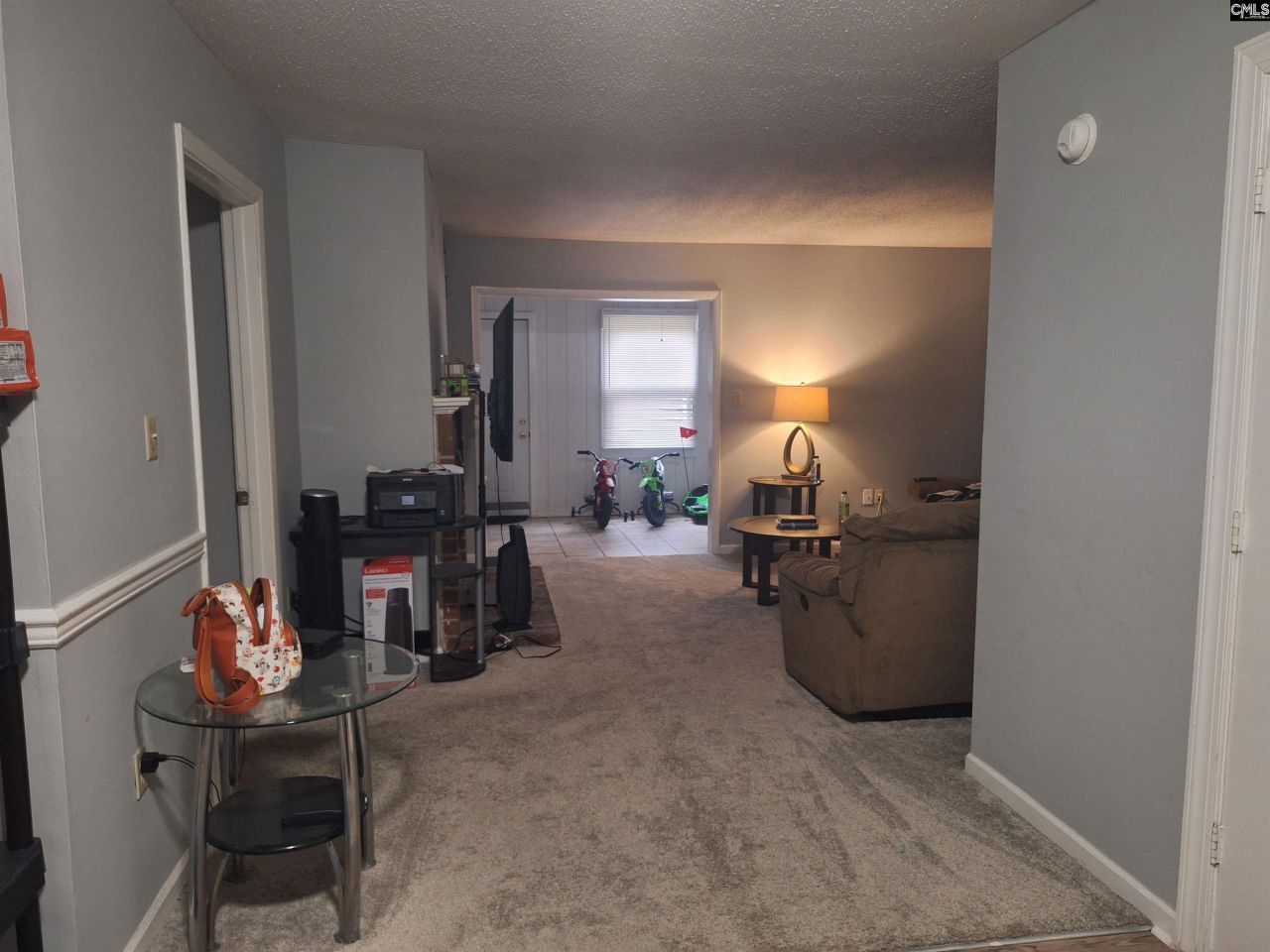 601 Riverhil Circle Photo 37