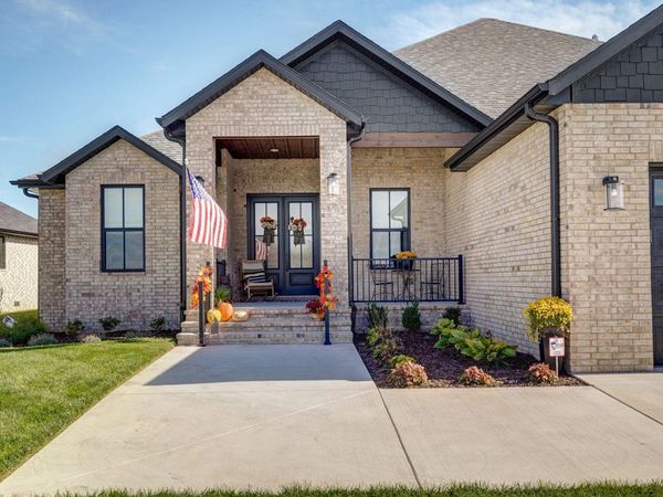 1734 N Marlowe Avenue, Springfield, MO 65802