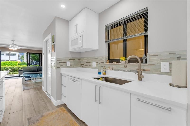 4140 N Ocean Drive, Unit 102E, Lauderdale by the Sea, FL 33308 Photo