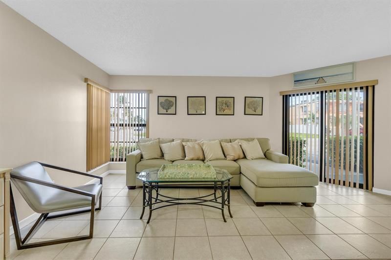 4140 N Ocean Drive, Unit 102E, Lauderdale by the Sea, FL 33308 Photo