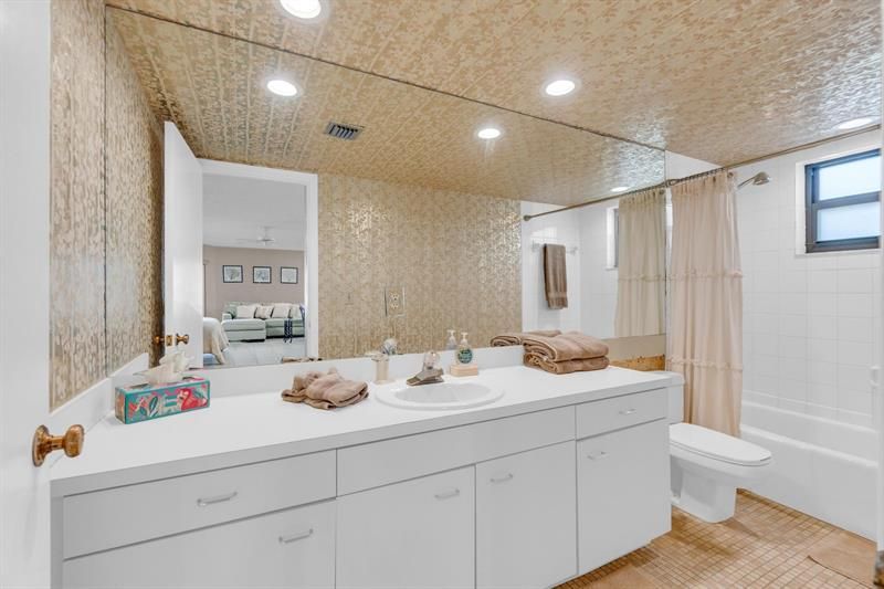 4140 N Ocean Drive, Unit 102E, Lauderdale by the Sea, FL 33308 Photo