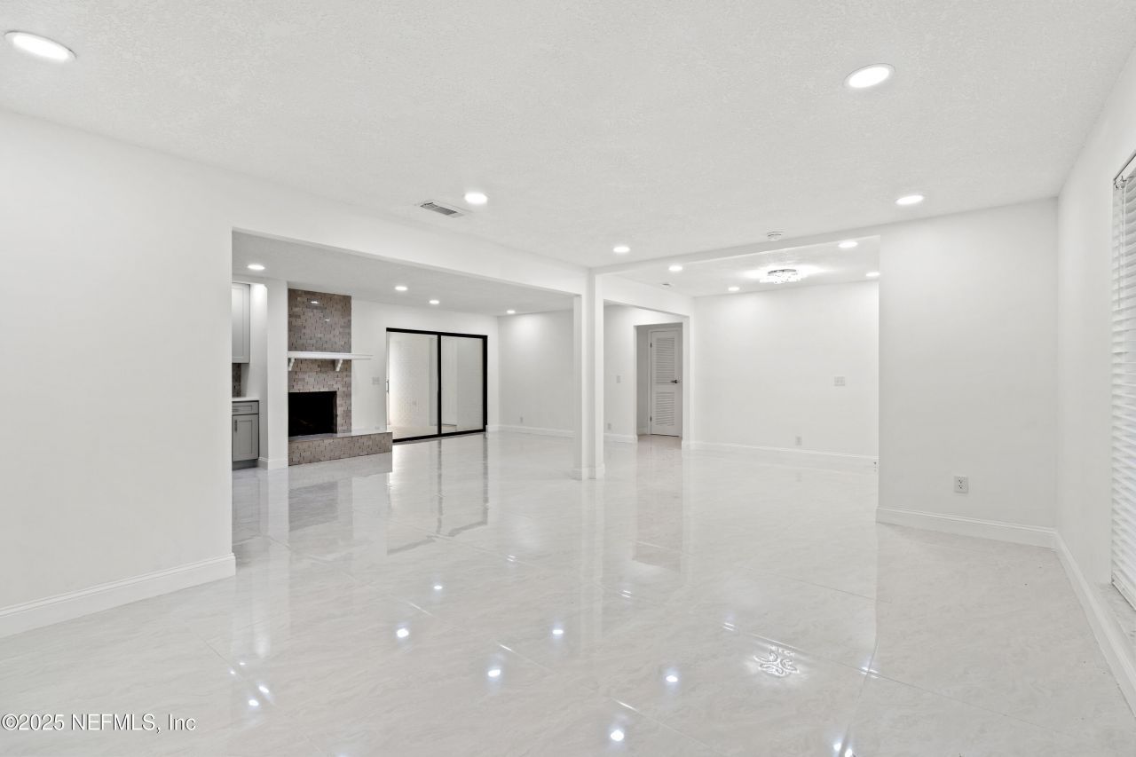 2917 Isser Court, Jacksonville, FL 32257 Photo