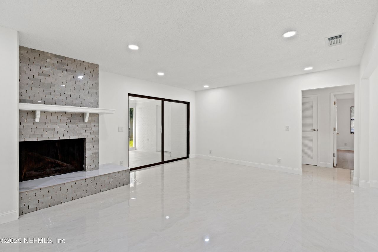 2917 Isser Court, Jacksonville, FL 32257 Photo