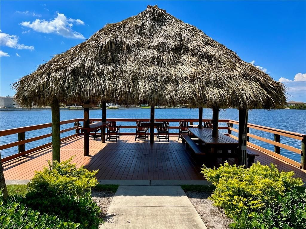 190 Shadroe Cove Cir, Unit 703, Cape Coral, FL 33991 Photo