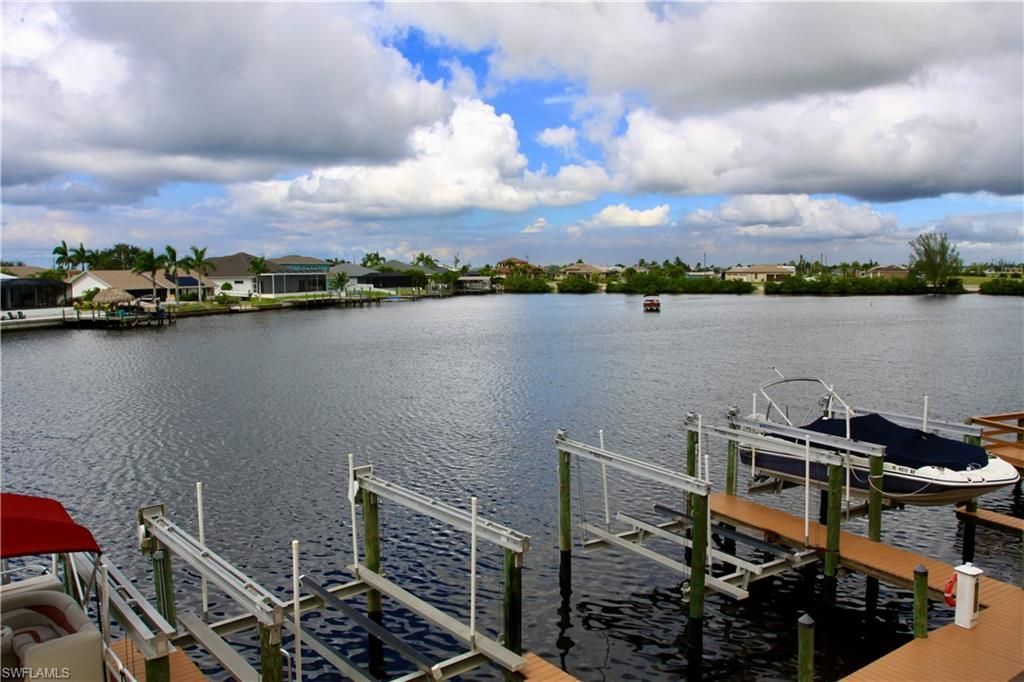 190 Shadroe Cove Cir, Unit 703, Cape Coral, FL 33991 Photo