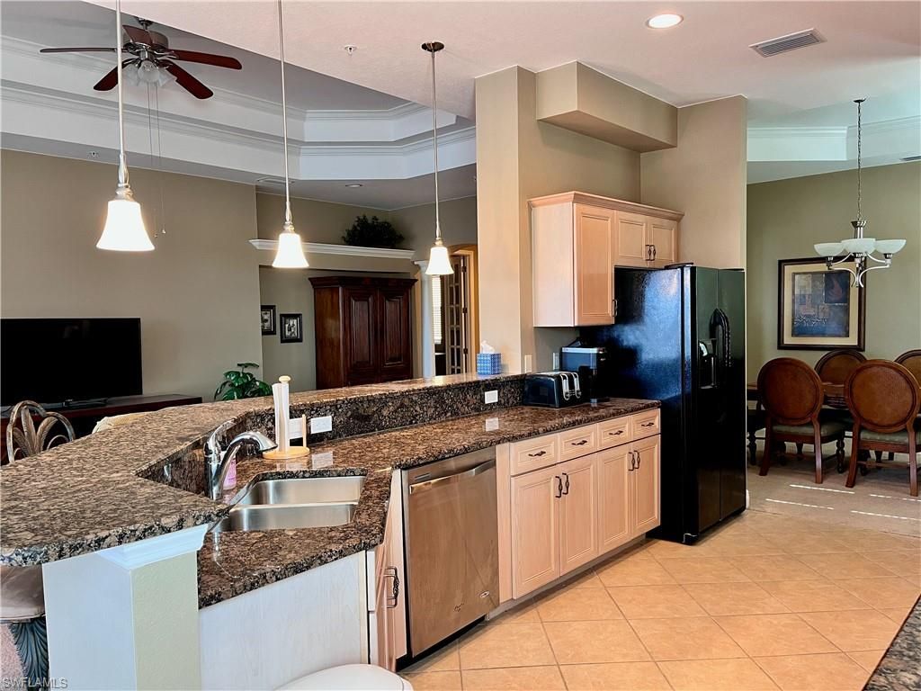 190 Shadroe Cove Cir, Unit 703, Cape Coral, FL 33991 Photo