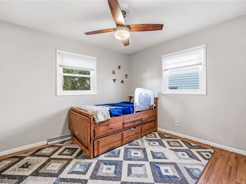 560 Beverly Hills Drive, Youngstown, OH 44505 Photo 20