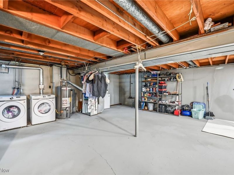 560 Beverly Hills Drive, Youngstown, OH 44505 Photo 45