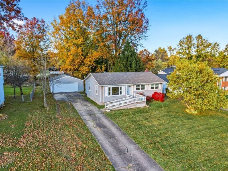 560 Beverly Hills Drive, Youngstown, OH 44505 Photo 5