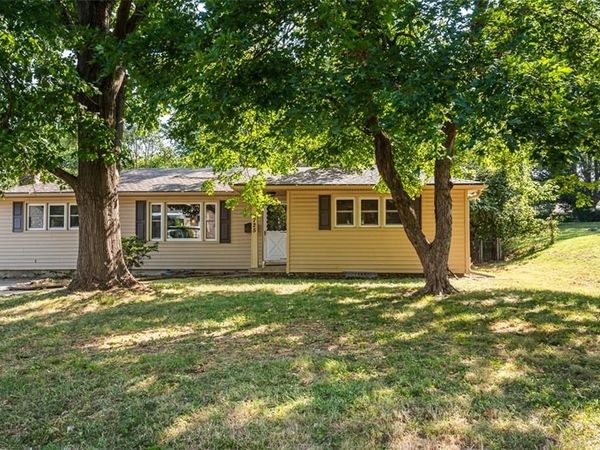 5725 Elm Avenue, Raytown, MO 64133
