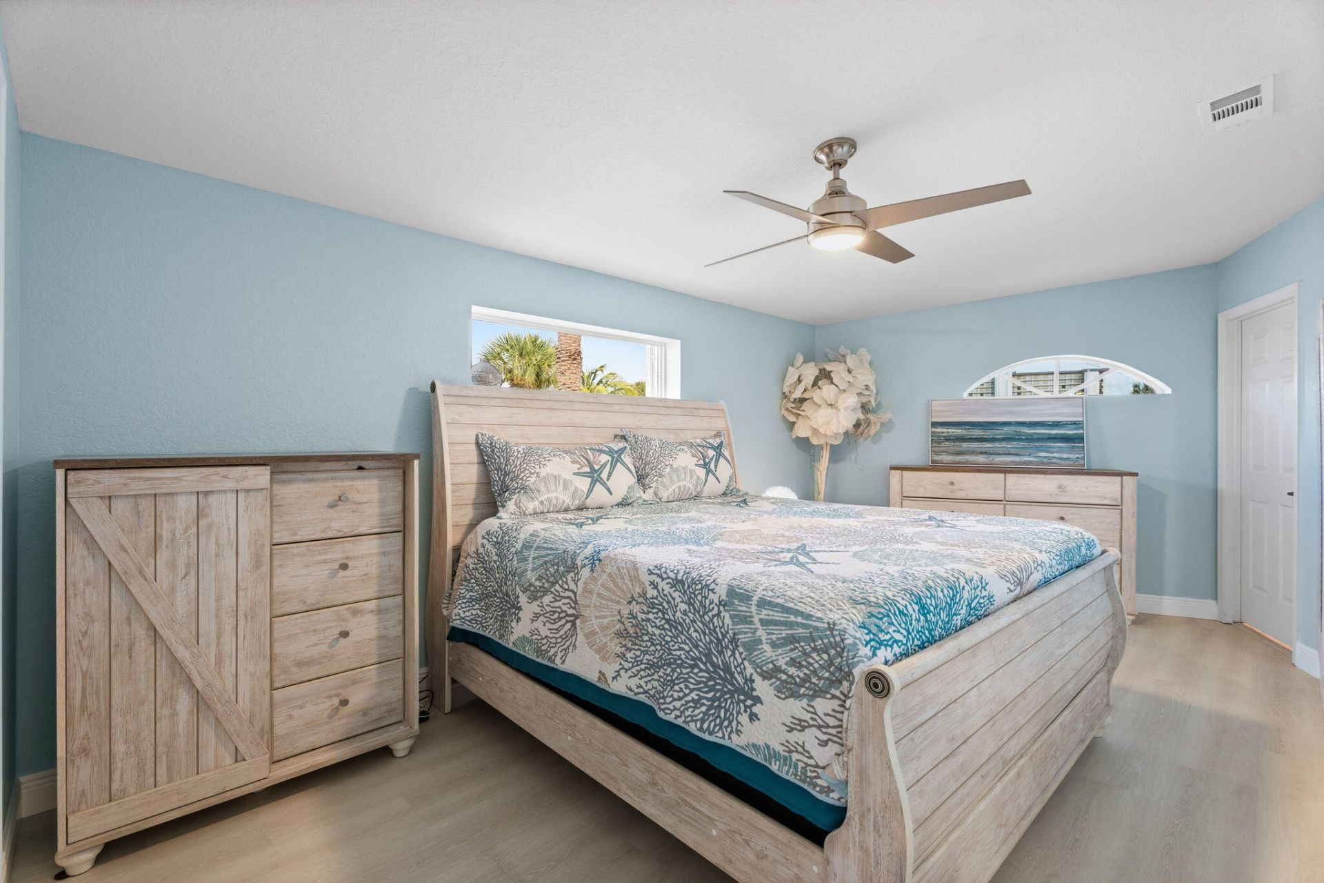 10701 S Ocean Drive, Unit 823, Jensen Beach, FL 34957 Photo