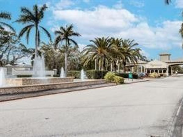 1101 Bahama Bend, Unit H2, Coconut Creek, FL 33066