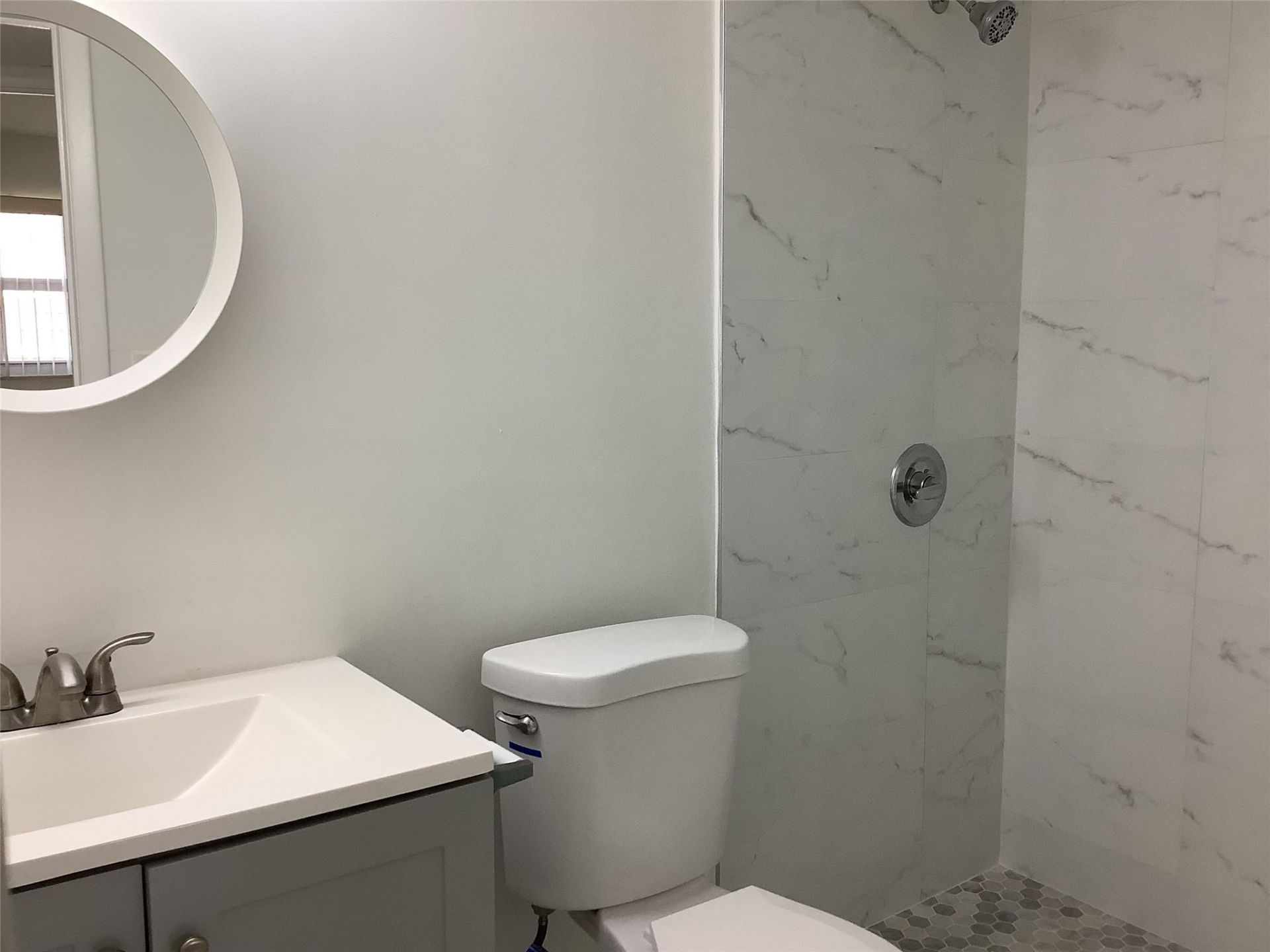 8220 Sunrise Lakes Boulevard, Unit 110, Sunrise, FL 33322 Photo