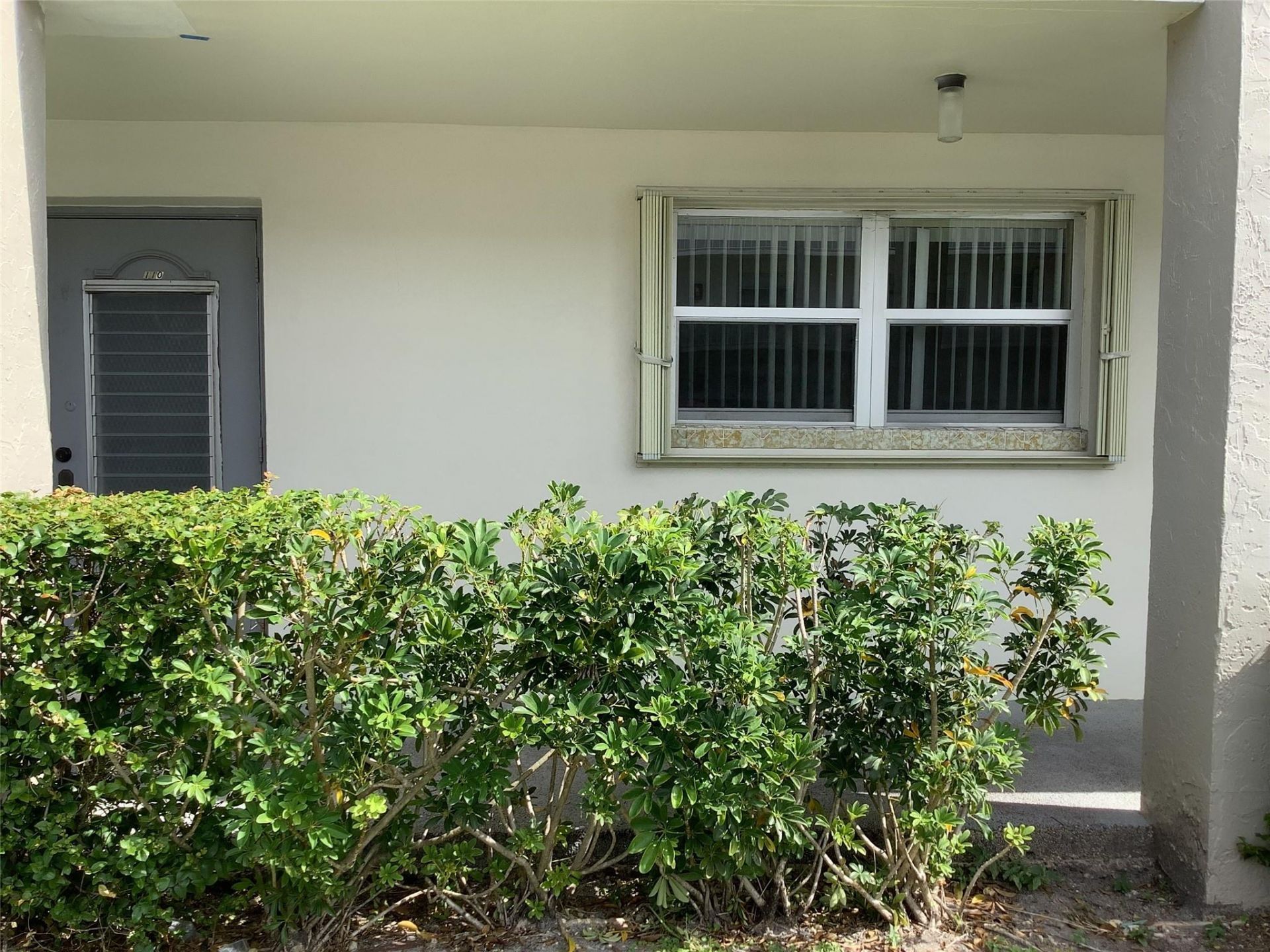 8220 Sunrise Lakes Boulevard, Unit 110, Sunrise, FL 33322 Photo
