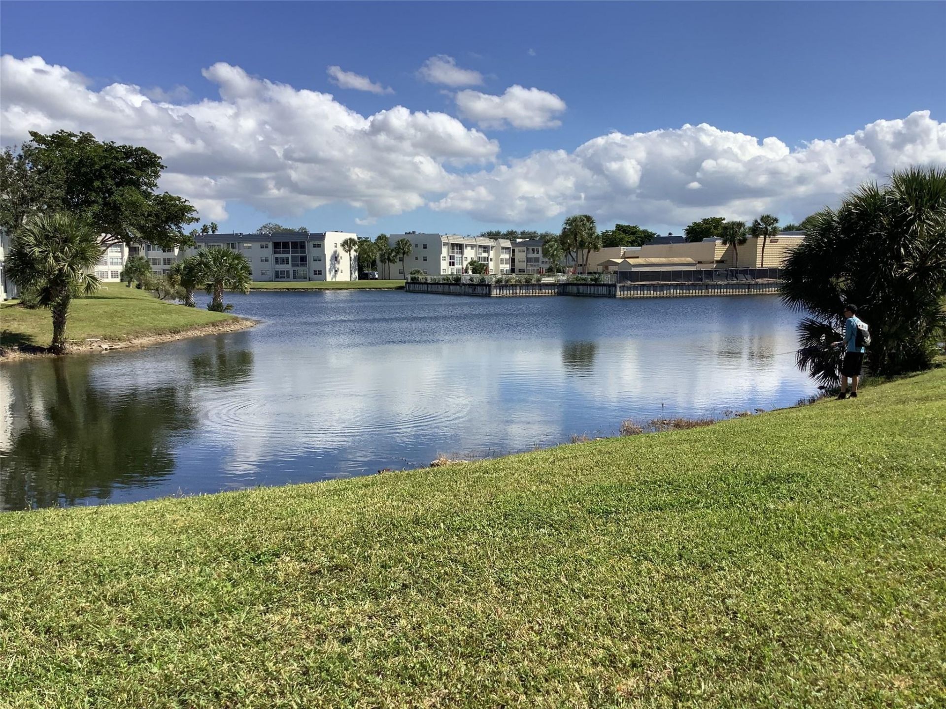 8220 Sunrise Lakes Boulevard, Unit 110, Sunrise, FL 33322 Photo