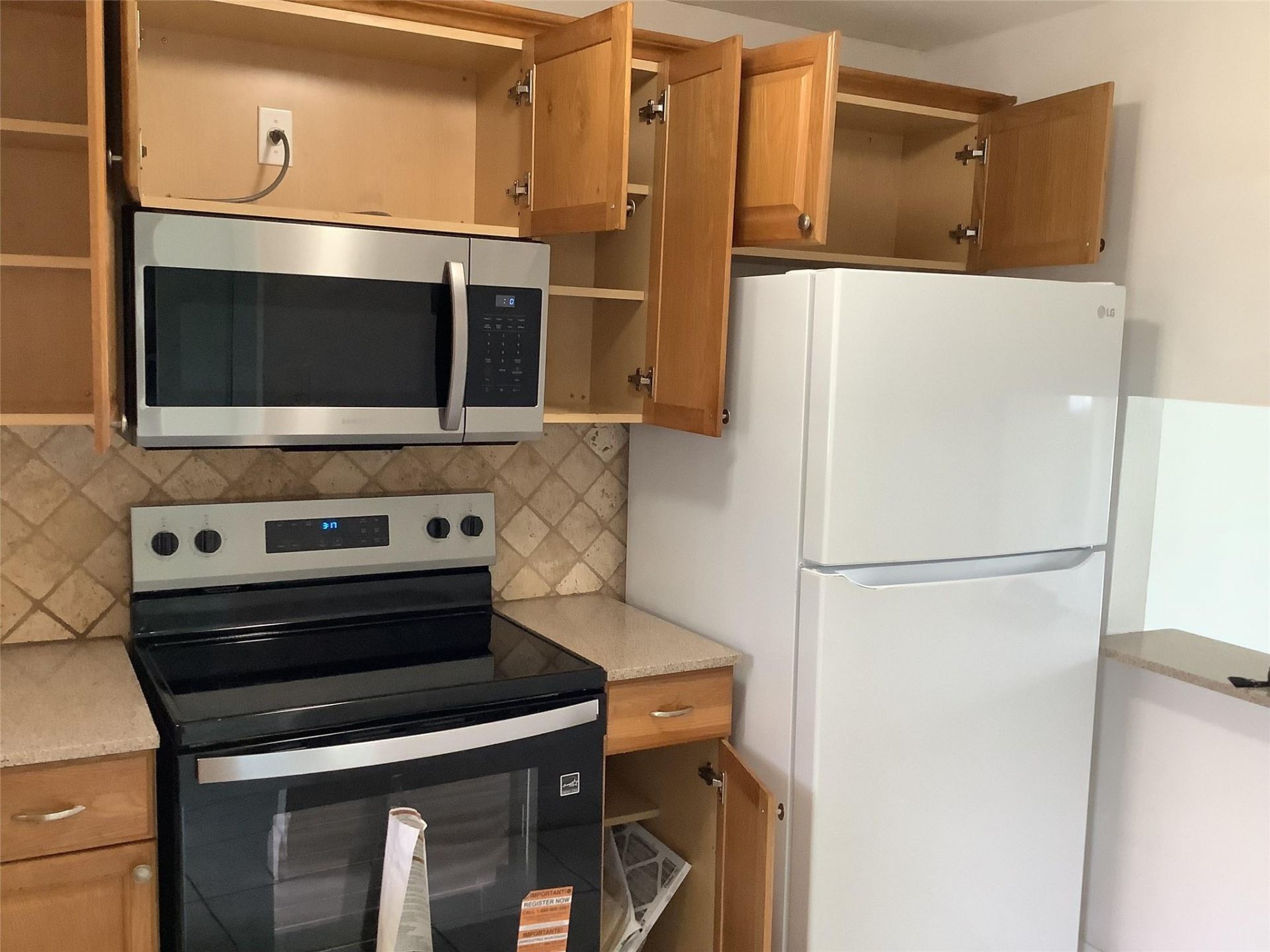 8220 Sunrise Lakes Boulevard, Unit 110, Sunrise, FL 33322 Photo