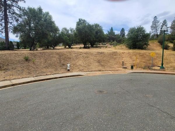 1571 1571 Nevill Ct, Jackson, CA 95642