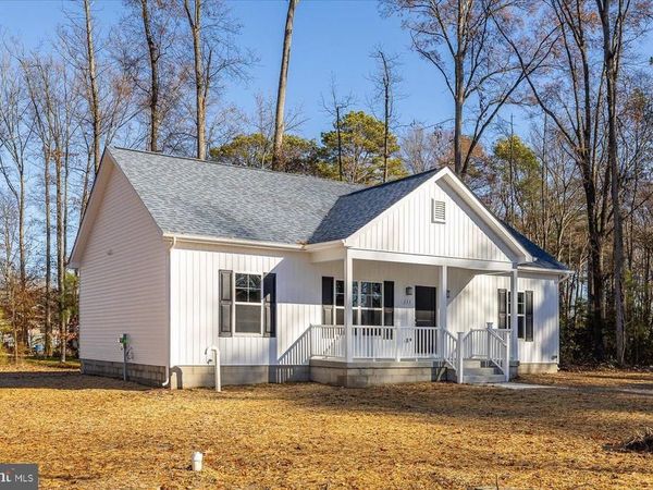 26 HARBOR COURT, MONTROSS, VA 22520