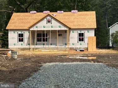 26 HARBOR COURT, MONTROSS, VA 22520